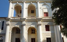 Guest House Villa Angaran San Giuseppe