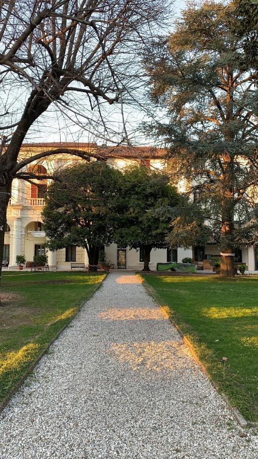 Guest House Villa Angaran San Giuseppe Bassano del Grappa Esterno foto